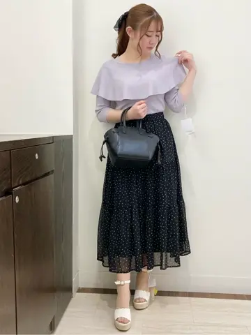 Feroux スタッフ コーディネート画像