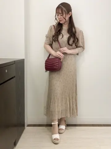 Feroux スタッフ コーディネート画像