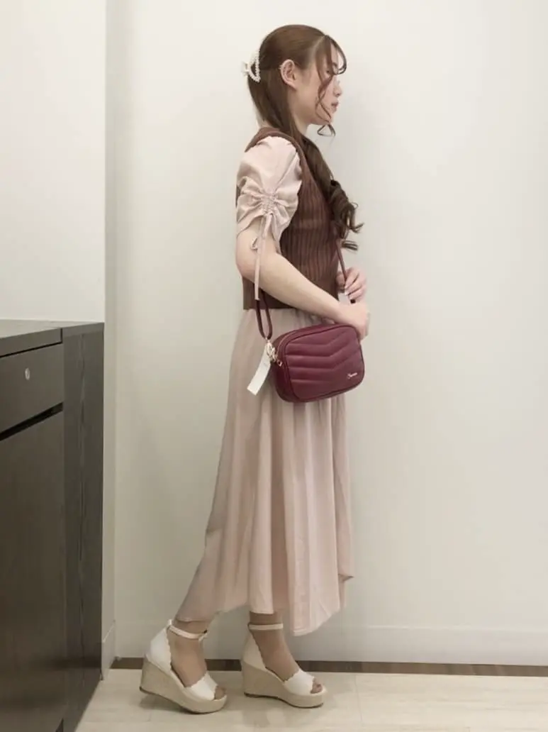 Feroux スタッフ コーディネート画像