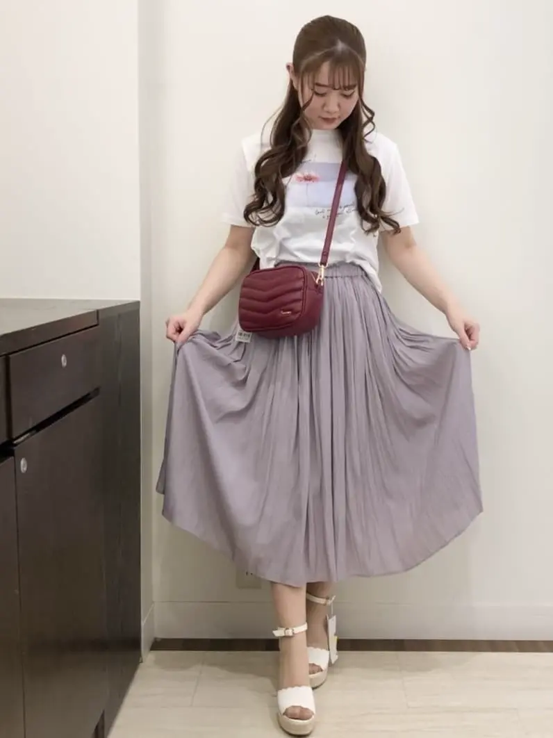 Feroux スタッフ コーディネート画像