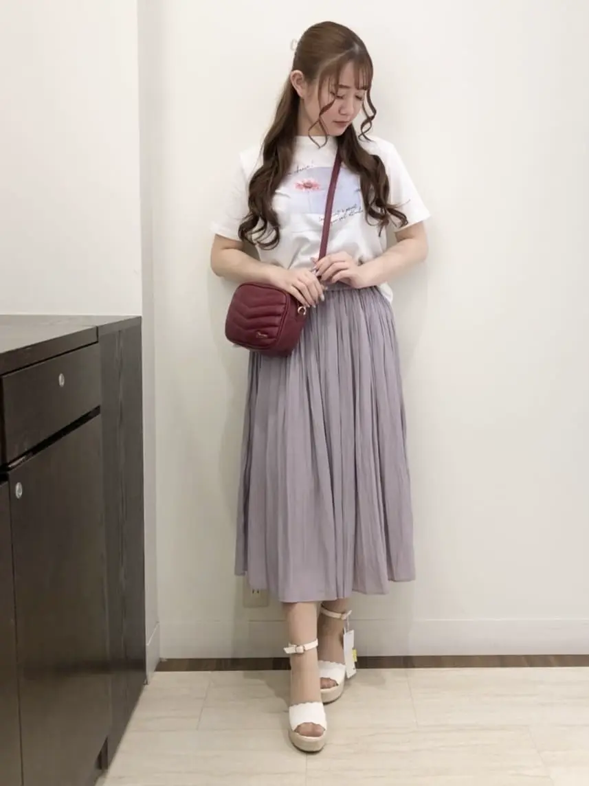 Feroux スタッフ コーディネート画像