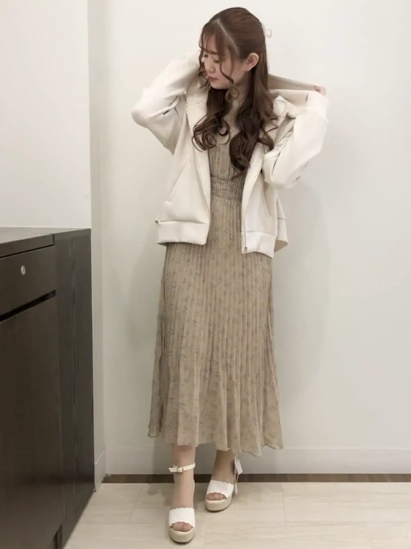 Feroux スタッフ コーディネート画像