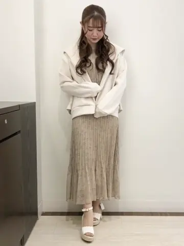 Feroux スタッフ コーディネート画像