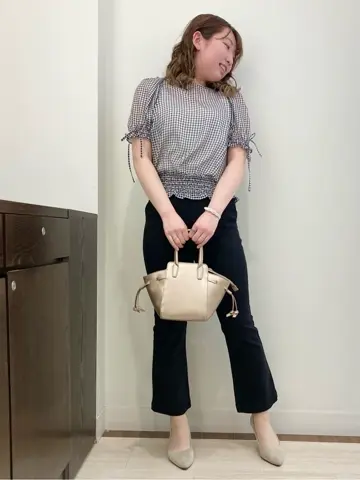 Feroux スタッフ コーディネート画像