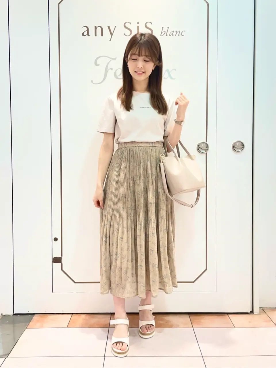 Feroux スタッフ コーディネート画像