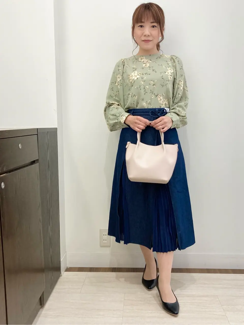 Feroux スタッフ コーディネート画像