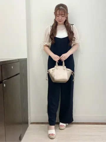 Feroux スタッフ コーディネート画像