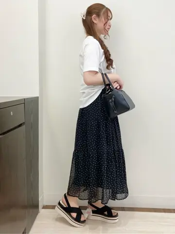 Feroux スタッフ コーディネート画像