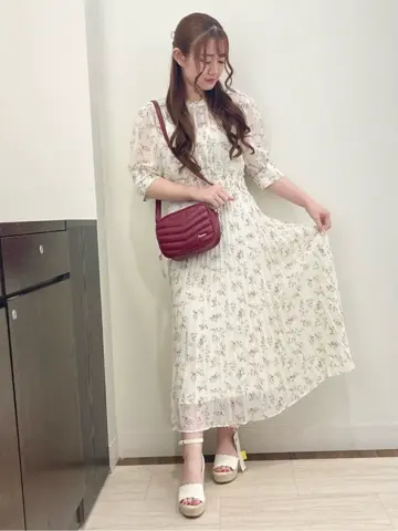 Feroux スタッフ コーディネート画像