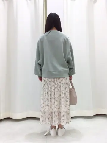 Feroux スタッフ コーディネート画像