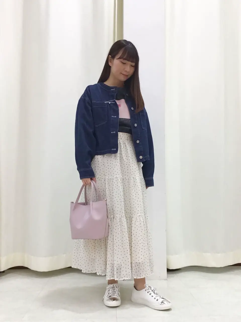  スタッフ コーディネート画像