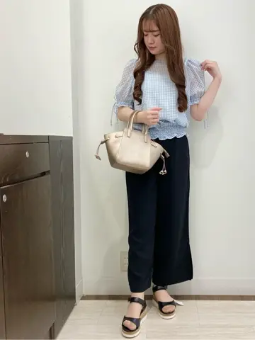 Feroux スタッフ コーディネート画像