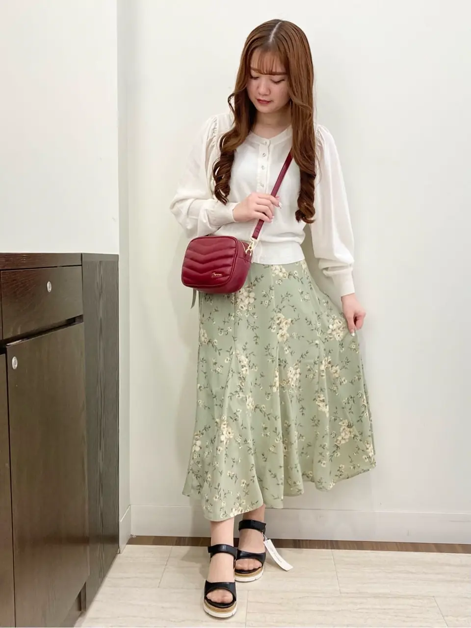 Feroux スタッフ コーディネート画像