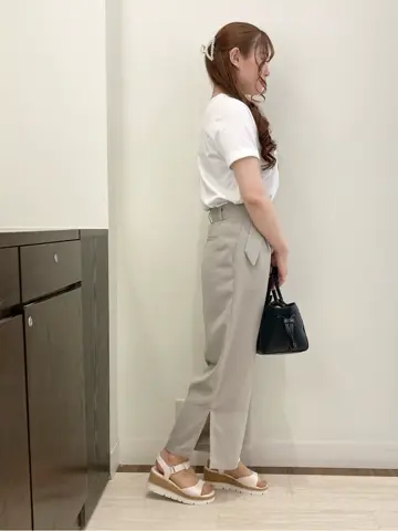 Feroux スタッフ コーディネート画像