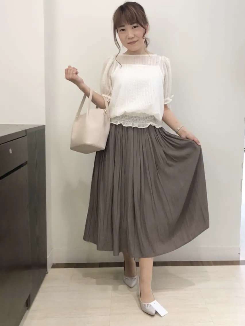 Feroux スタッフ コーディネート画像