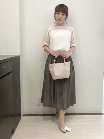 Feroux スタッフ コーディネート画像