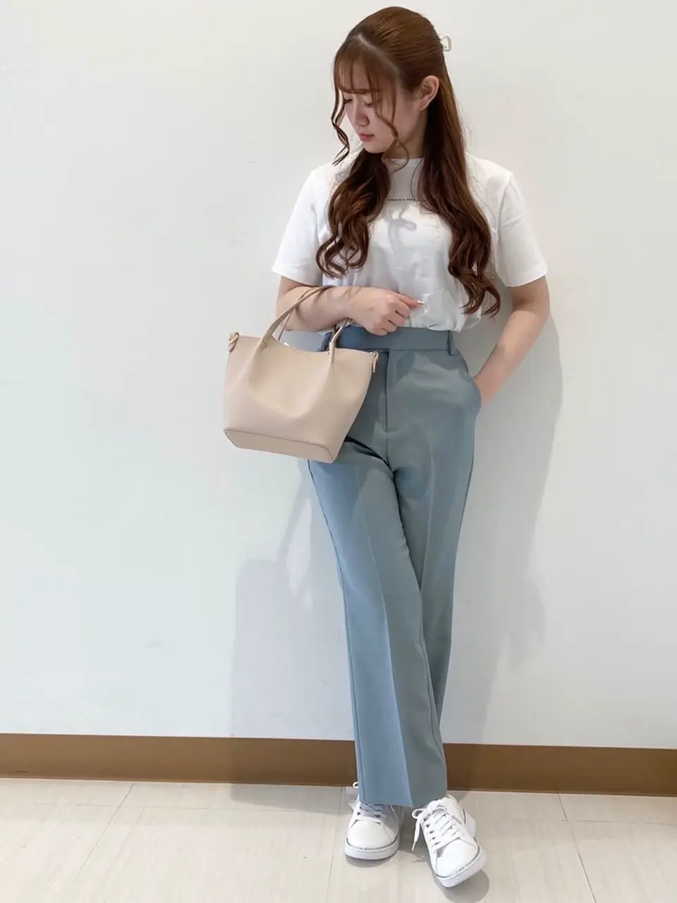 Feroux スタッフ コーディネート画像