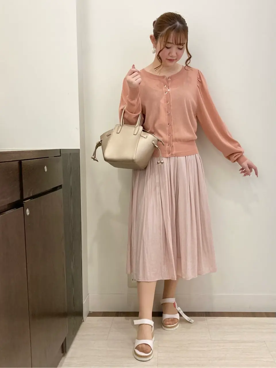 Feroux スタッフ コーディネート画像