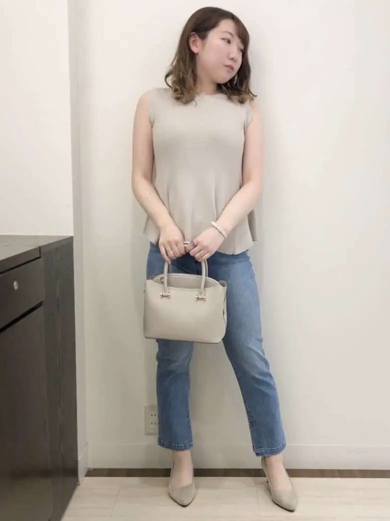 Feroux スタッフ コーディネート画像