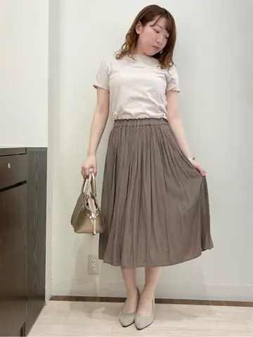 Feroux スタッフ コーディネート画像