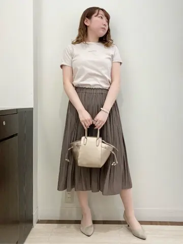 Feroux スタッフ コーディネート画像