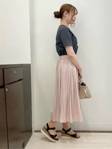 Feroux スタッフ コーディネート画像