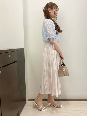 Feroux スタッフ コーディネート画像