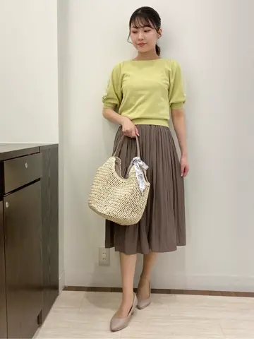 Feroux スタッフ コーディネート画像