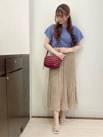 Feroux スタッフ コーディネート画像