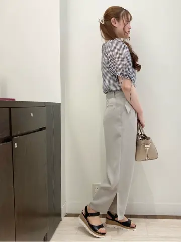 Feroux スタッフ コーディネート画像