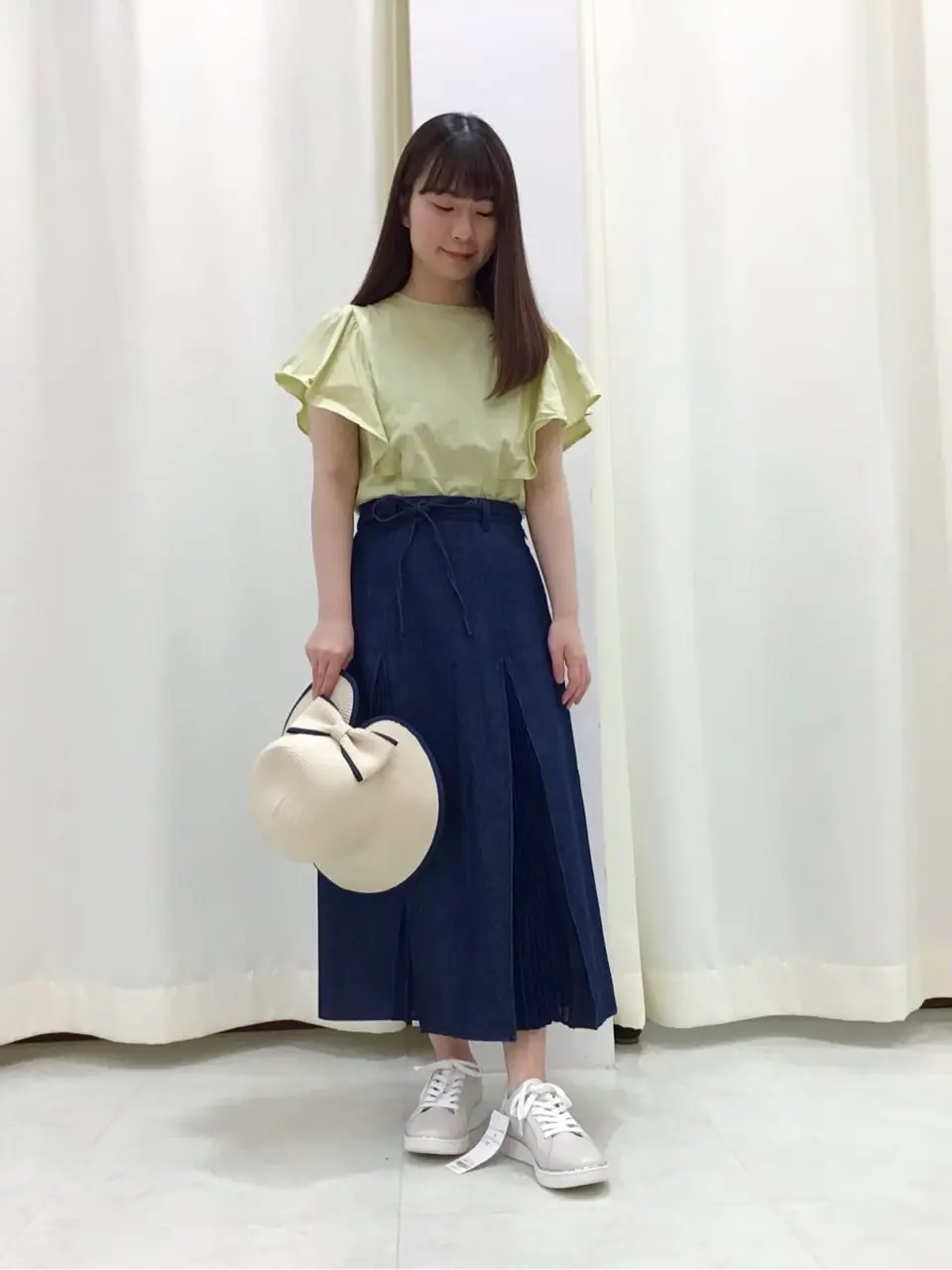  スタッフ コーディネート画像