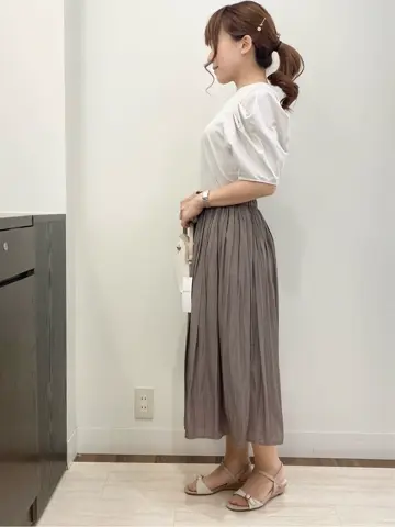 Feroux スタッフ コーディネート画像