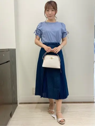 Feroux スタッフ コーディネート画像