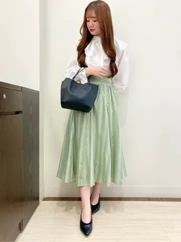 Feroux スタッフ コーディネート画像