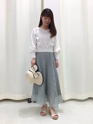 Feroux スタッフ コーディネート画像