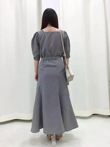 Feroux スタッフ コーディネート画像