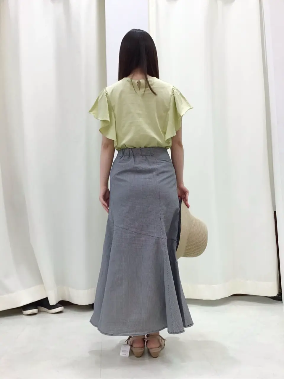 Feroux スタッフ コーディネート画像