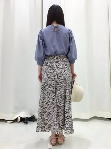 Feroux スタッフ コーディネート画像