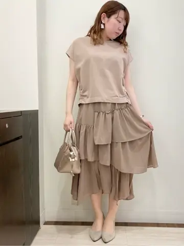 Feroux スタッフ コーディネート画像