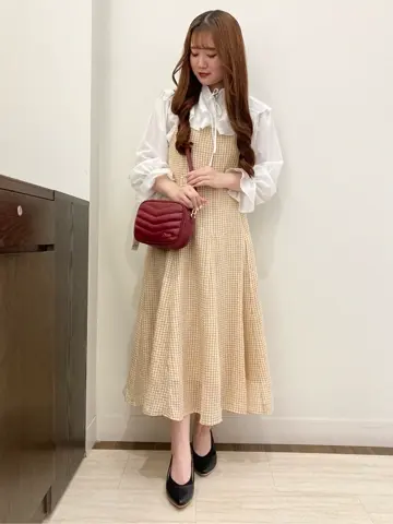 Feroux スタッフ コーディネート画像