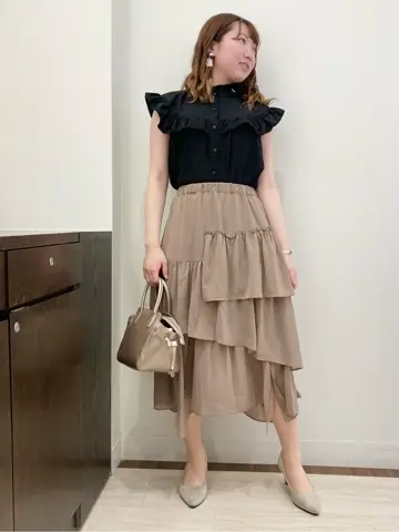 Feroux スタッフ コーディネート画像