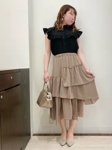 Feroux スタッフ コーディネート画像