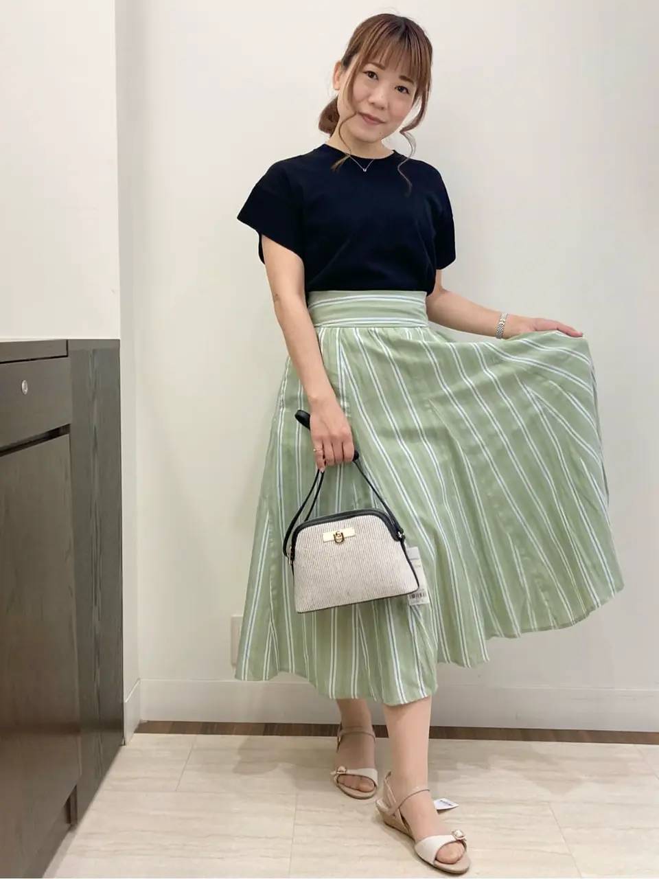 Feroux スタッフ コーディネート画像