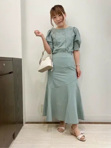 Feroux スタッフ コーディネート画像