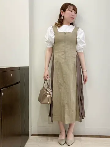 Feroux スタッフ コーディネート画像