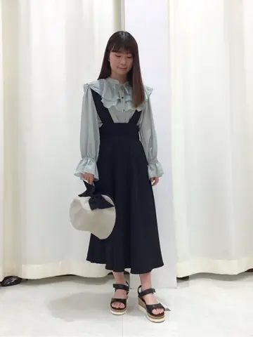 Feroux スタッフ コーディネート画像