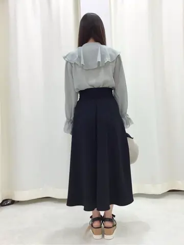 Feroux スタッフ コーディネート画像