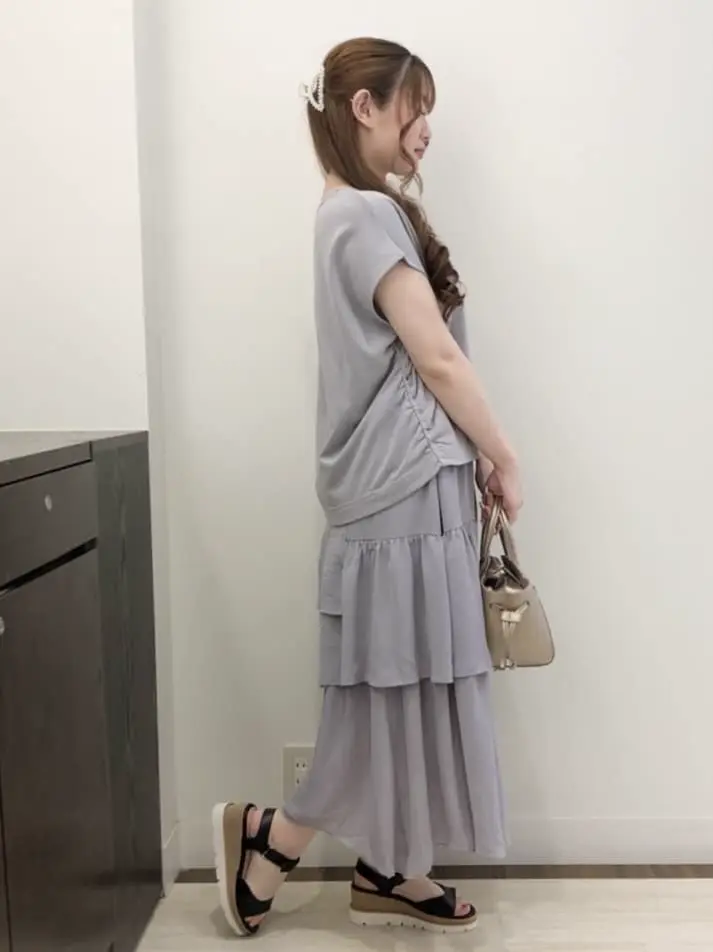 Feroux スタッフ コーディネート画像