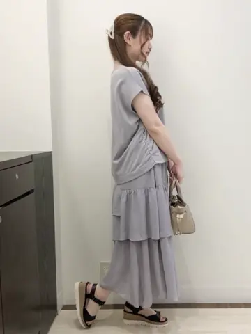 Feroux スタッフ コーディネート画像