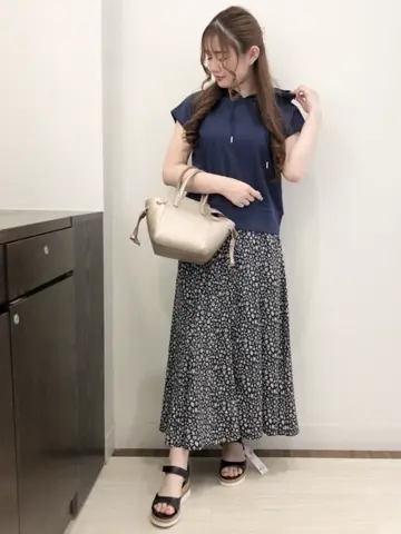 Feroux スタッフ コーディネート画像